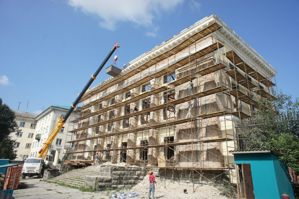 Project timeline planning UK construction management